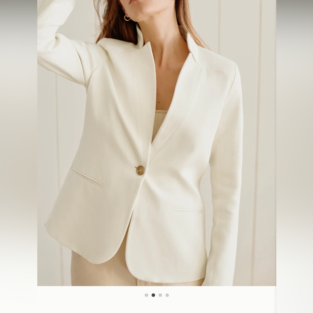 NWT Jenni Kayne boy blazer in cream, size XS. BRAND NEW never worn.